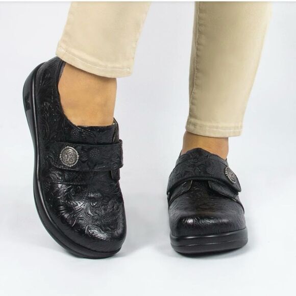 Alegria JOLEEN Black Tooled Floral Leather Slip On Adjustable Strap Support Clog - Picture 2 of 16